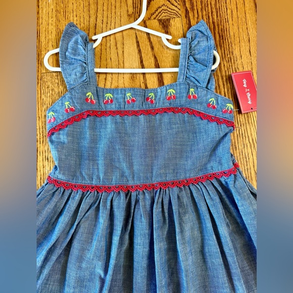 Gymboree Very Cherry Set of 2 dresses 1 shirt size 5T - Picture 10 of 11